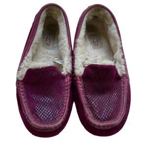 UGG MAGENTA Suede Snakeskin Effect Slip OnMoccasin Slippers Size 7